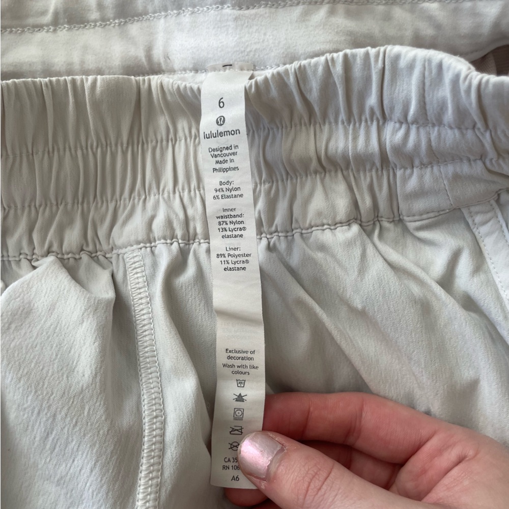 Lululemon Tracker Low-Rise Lined Short 4” - image 5